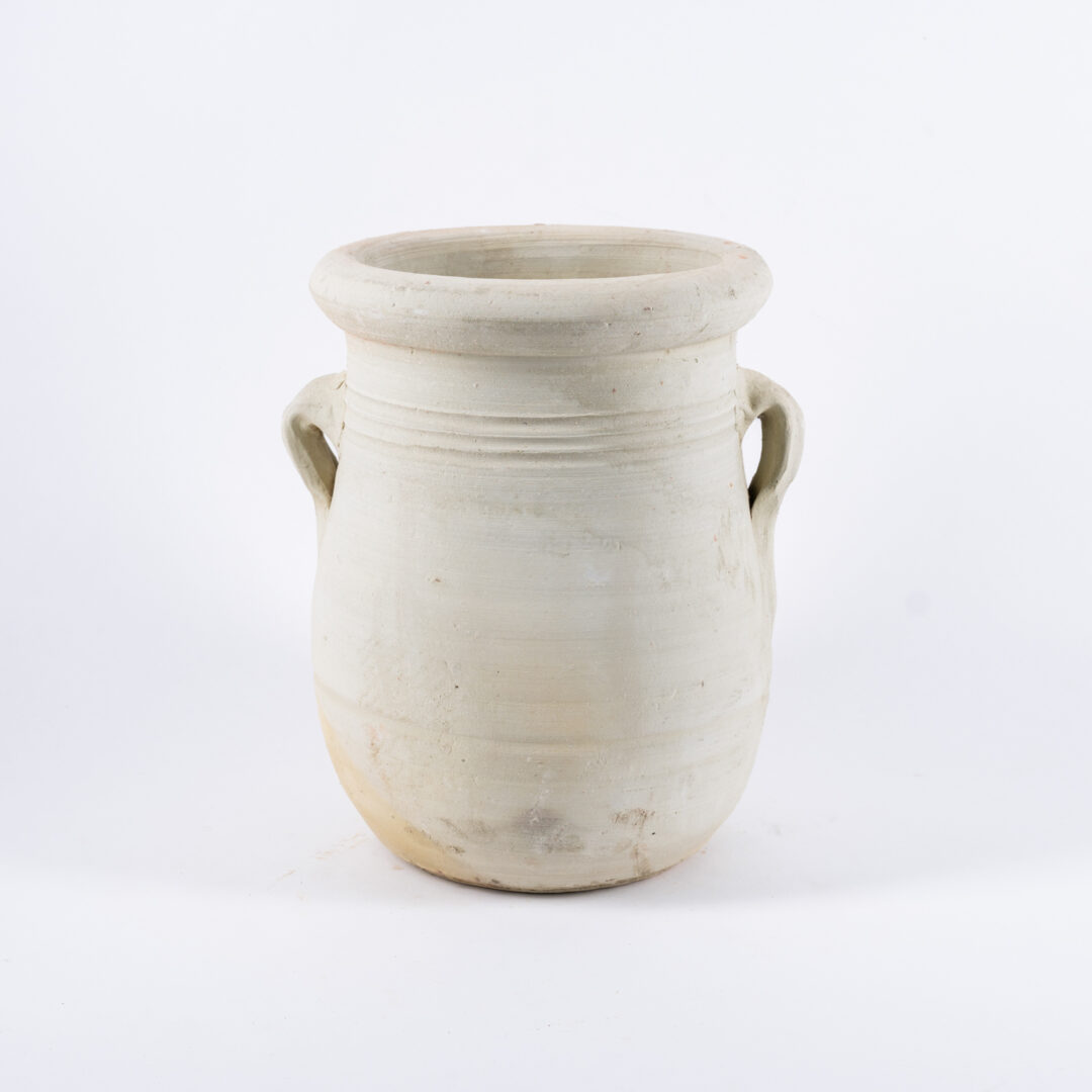 Traditional Ovoid Pot 00